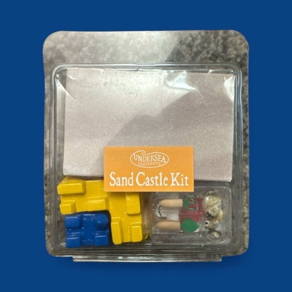 Undersea University Kids Craft Activity Sand Castle Kit - Yellow & Blue NIB Toys